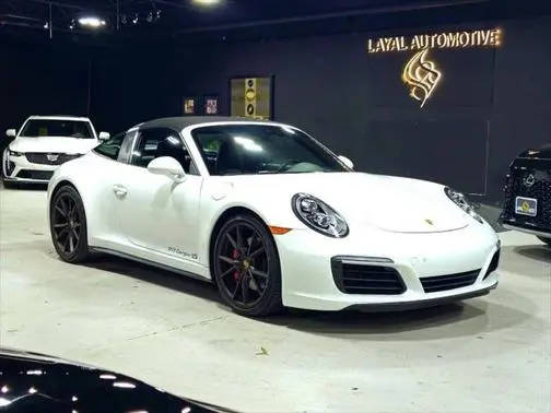 2018 Porsche 911 4S AWD photo