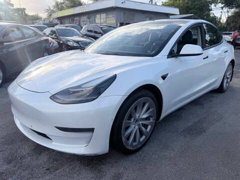 2022 Tesla Model 3 RWD photo
