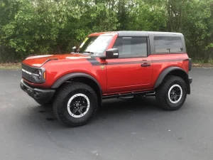 2023 Ford Bronco 2 Door Badlands 4WD photo