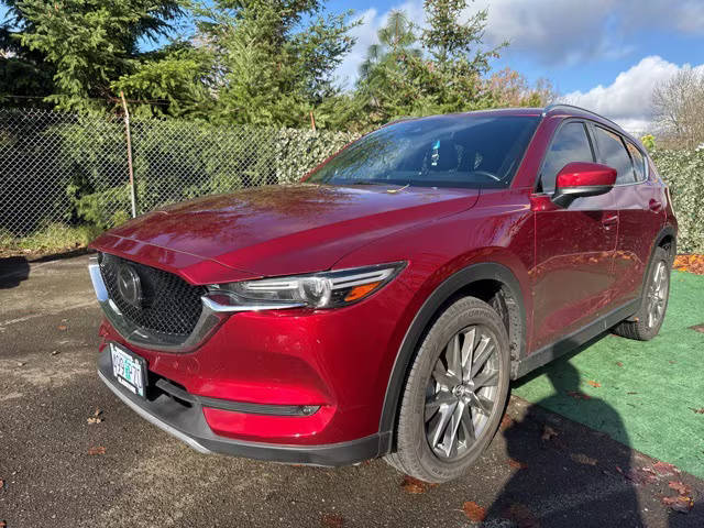 2020 Mazda CX-5 Signature AWD photo