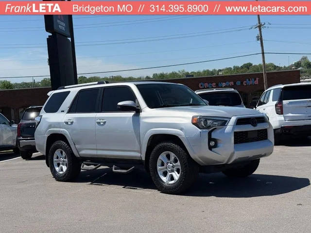 2021 Toyota 4Runner SR5 RWD photo