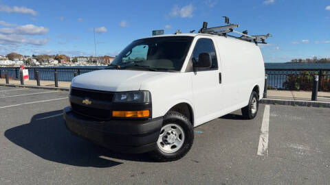 2018 Chevrolet Express Cargo  RWD photo