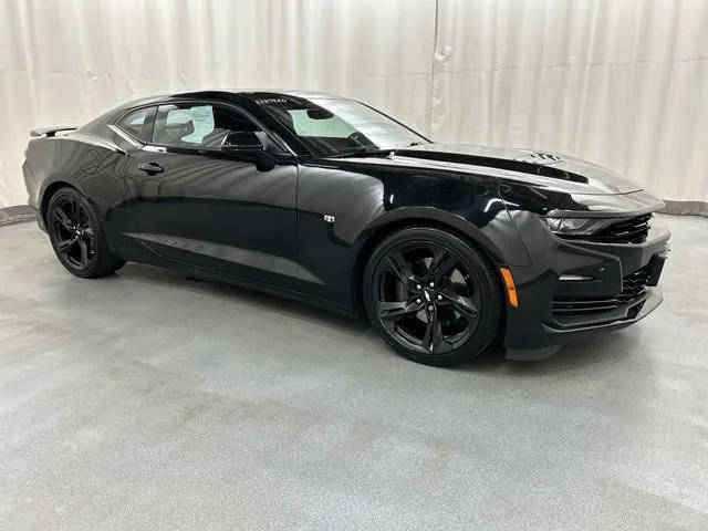 2019 Chevrolet Camaro 2SS RWD photo