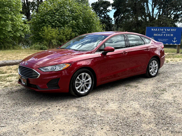 2020 Ford Fusion SE FWD photo