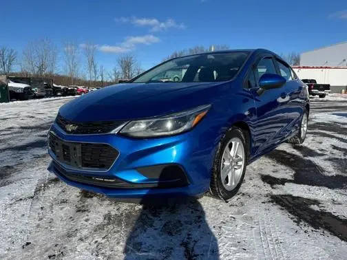 2018 Chevrolet Cruze LT FWD photo