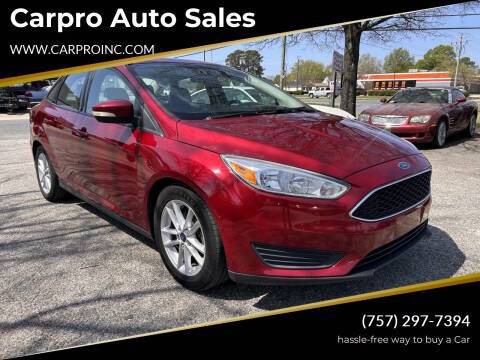 2016 Ford Focus SE FWD photo