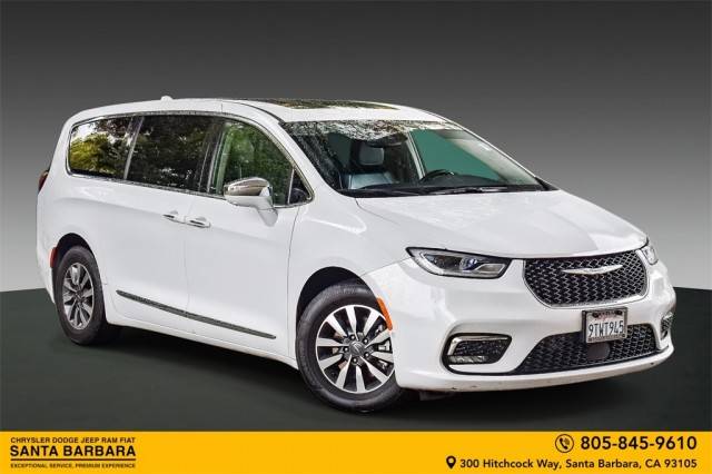 2022 Chrysler Pacifica Minivan Hybrid Limited FWD photo