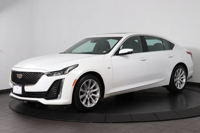 2022 Cadillac CT5 Luxury AWD photo