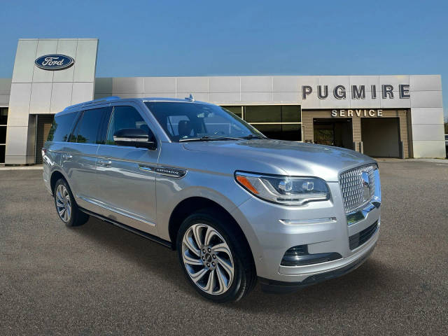 2022 Lincoln Navigator Reserve RWD photo