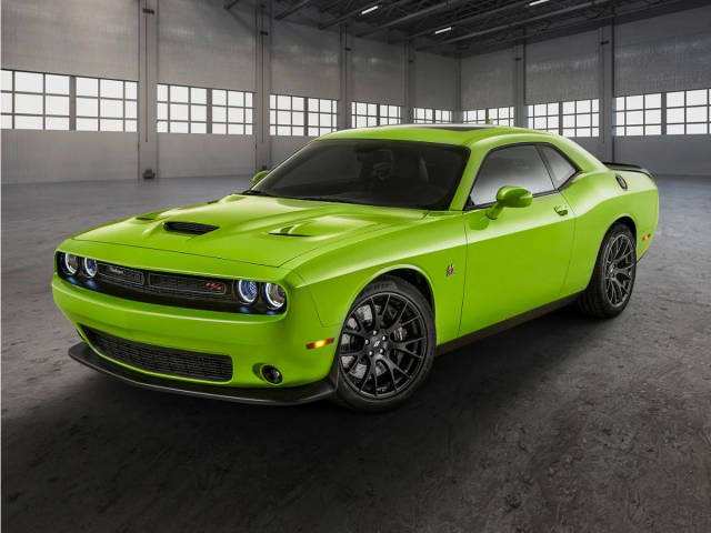 2021 Dodge Challenger SXT RWD photo