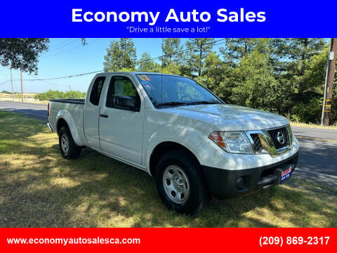 2017 Nissan Frontier S RWD photo