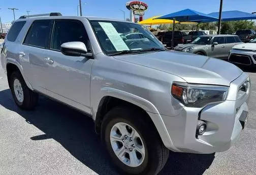 2021 Toyota 4Runner SR5 4WD photo