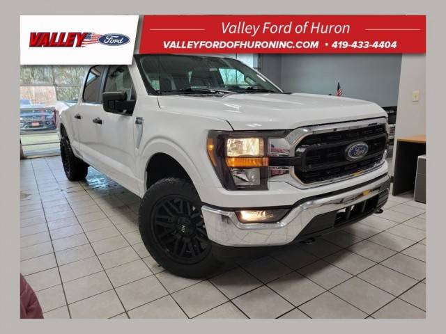 2023 Ford  XLT 4WD photo