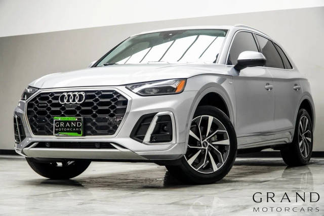 2023 Audi Q5 S line Premium Plus AWD photo