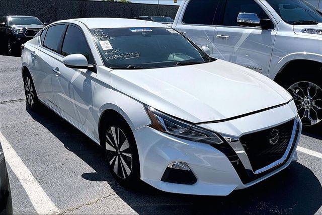2022 Nissan Altima 2.5 SV AWD photo