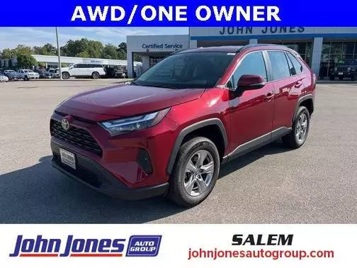 2023 Toyota RAV4 XLE AWD photo