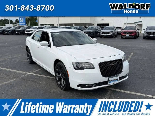 2022 Chrysler 300 300S RWD photo