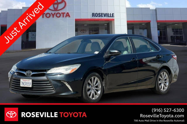 2015 Toyota Camry XLE FWD photo