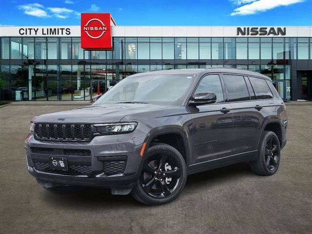 2023 Jeep Grand Cherokee L Altitude 4WD photo