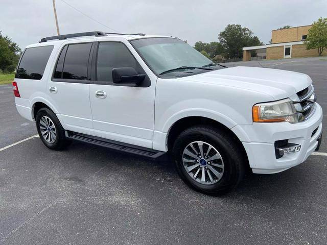 2017 Ford Expedition XLT RWD photo