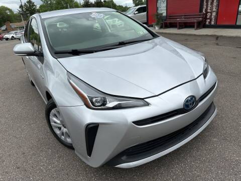 2022 Toyota Prius Nightshade FWD photo