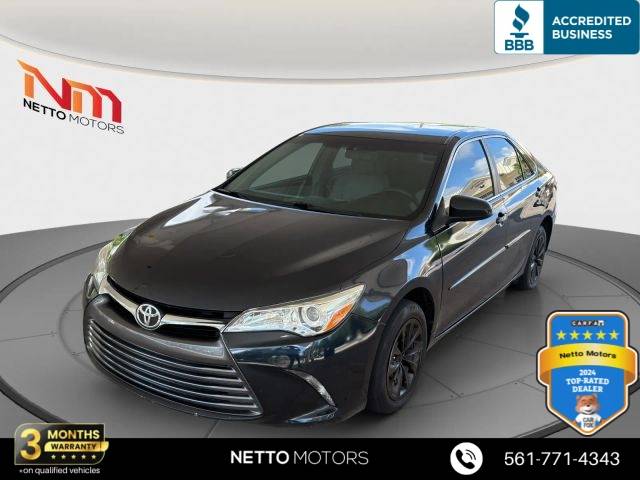 2015 Toyota Camry LE FWD photo