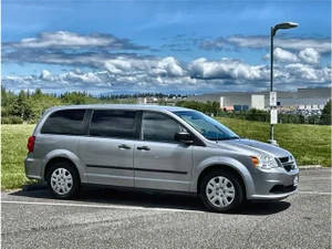 2016 Dodge Grand Caravan SE FWD photo