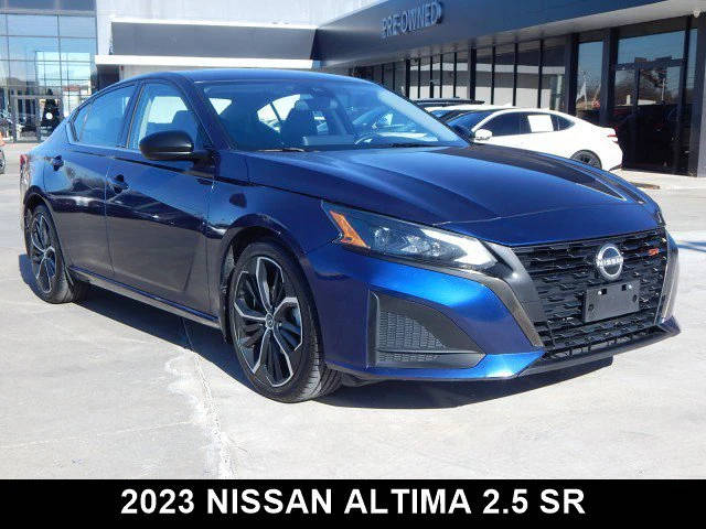 2023 Nissan Altima 2.5 SR FWD photo