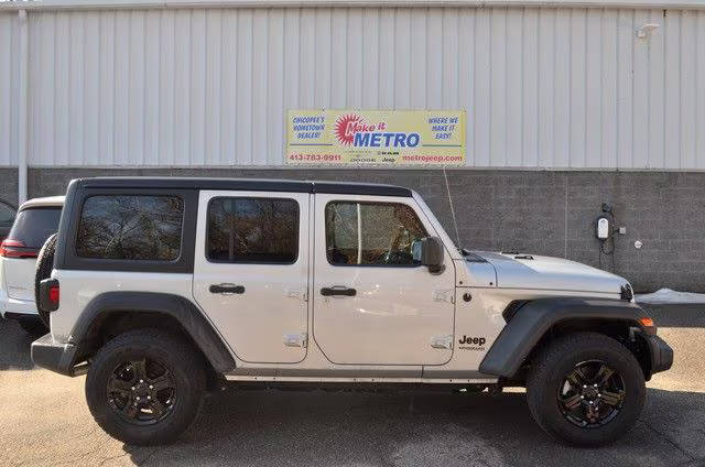 2022 Jeep Wrangler Unlimited Unlimited Sport S 4WD photo