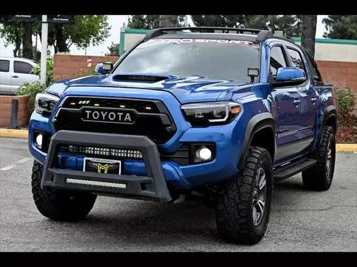 2017 Toyota Tacoma TRD Sport RWD photo