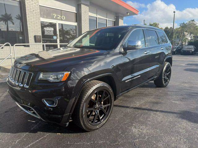 2015 Jeep Grand Cherokee Overland RWD photo