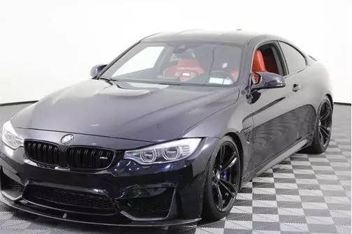 2015 BMW M4  RWD photo