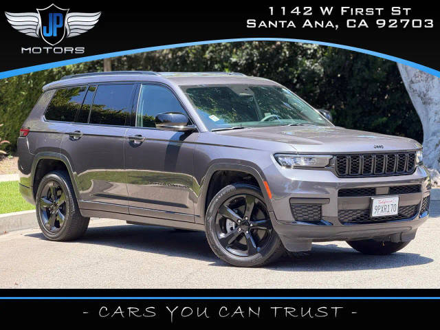 2023 Jeep Grand Cherokee L Altitude RWD photo
