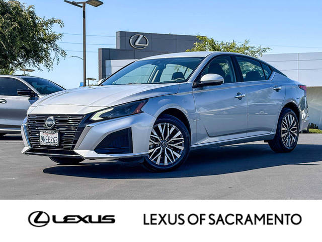2023 Nissan Altima 2.5 SV AWD photo