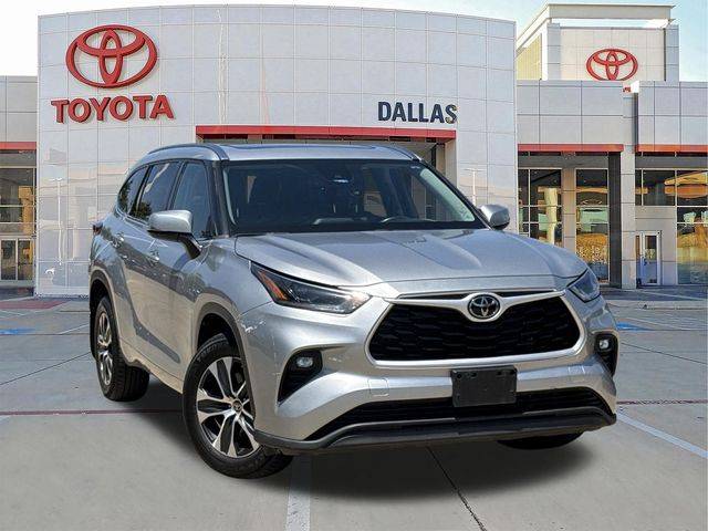 2021 Toyota Highlander XLE AWD photo