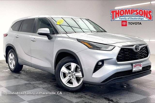2023 Toyota Highlander LE AWD photo