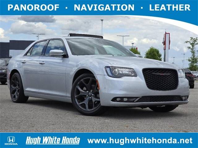 2022 Chrysler 300 300S RWD photo