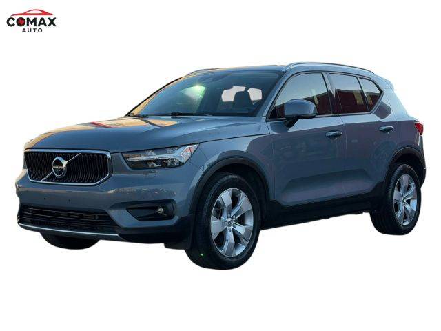 2021 Volvo XC40 Momentum AWD photo