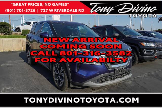 2022 Nissan Rogue SV AWD photo