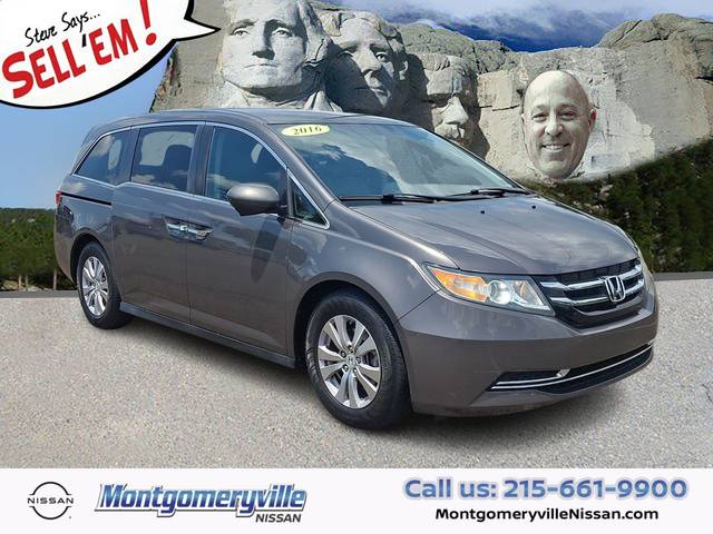 2016 Honda Odyssey SE FWD photo