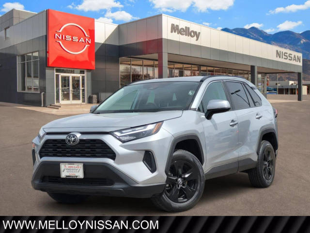 2022 Toyota RAV4 XLE FWD photo