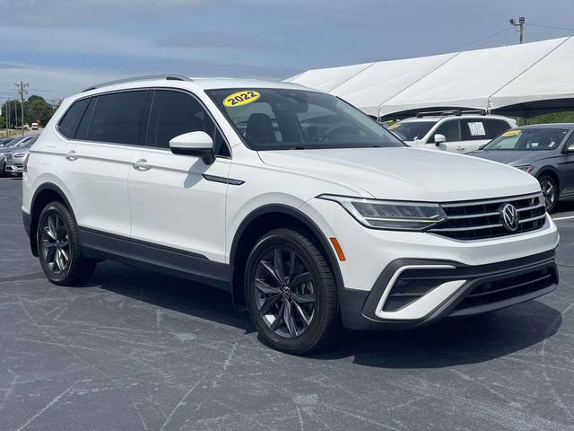 2022 Volkswagen Tiguan SE AWD photo