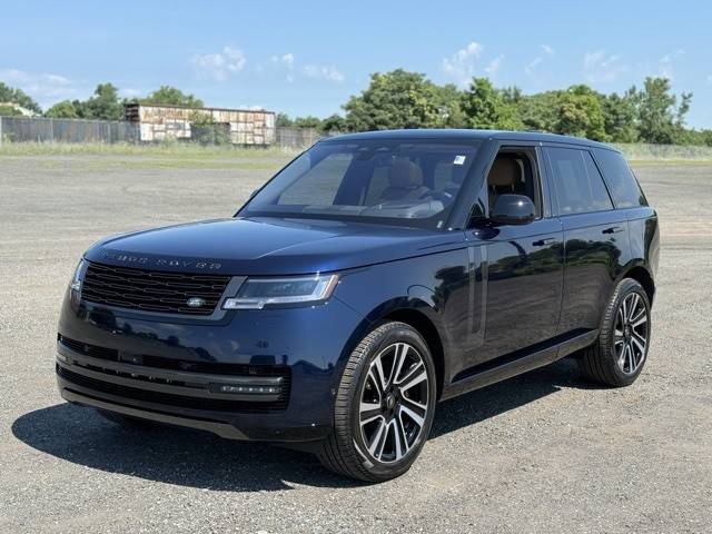 2023 Land Rover Range Rover SE AWD photo