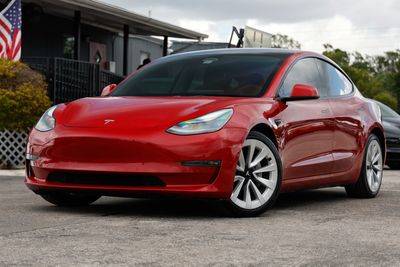 2022 Tesla Model 3 RWD photo