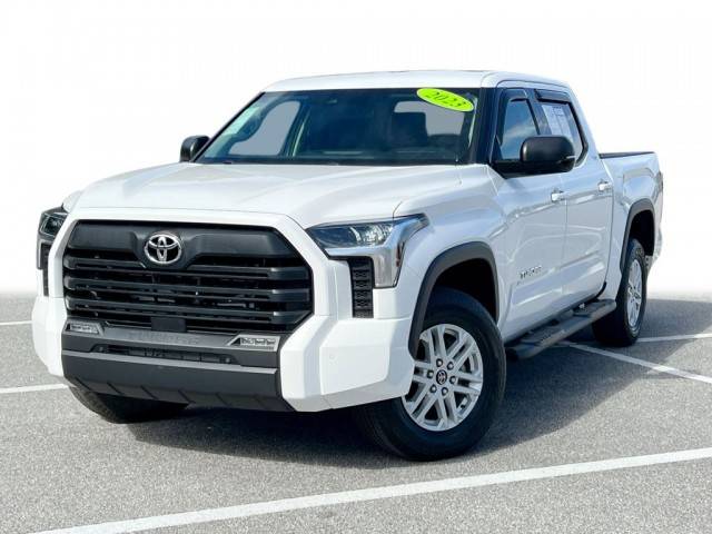 2023 Toyota Tundra SR5 4WD photo