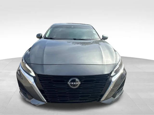 2023 Nissan Altima 2.5 SV FWD photo