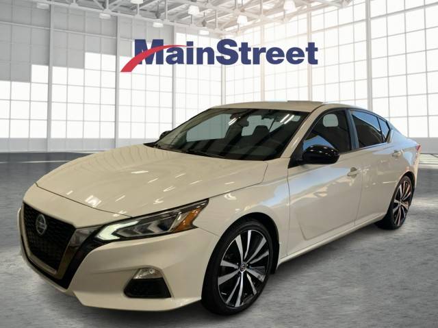 2022 Nissan Altima 2.5 SR FWD photo