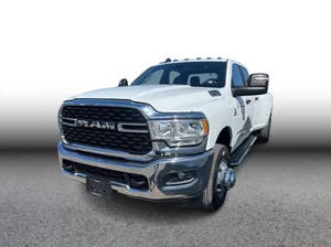 2023 Ram 3500 Big Horn 4WD photo