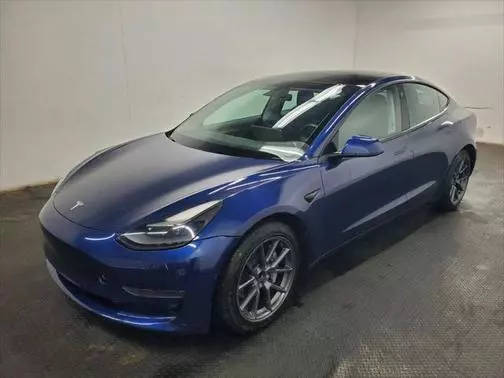 2022 Tesla Model 3  RWD photo