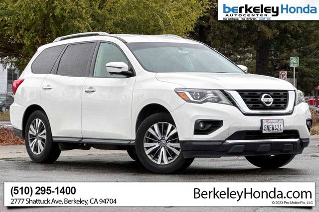 2020 Nissan Pathfinder SL FWD photo